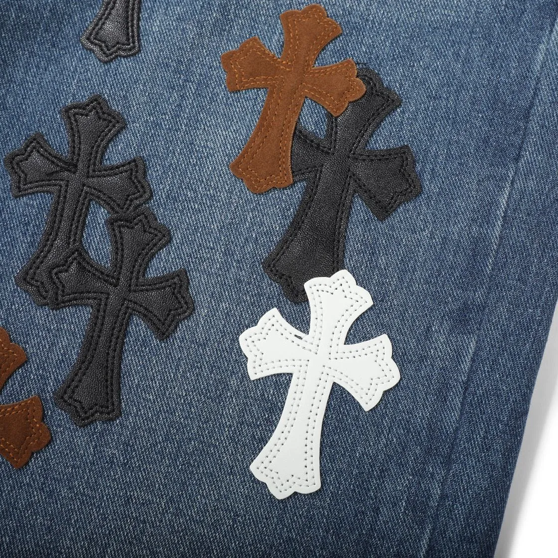 P280 (top replica) [New] Chrome Hearts Matty Boy Sex Records series limited leather multi-color high street work jeans - ch jeans need to be washed and then disassembled and hand-stitched with sheepskin cross leather and then spliced ​​to complete. The whole process is too complicated to explain. The texture can be seen in hand, and it’s all about looking good. These are the most beautiful pants in Crowe’s heart. They are made of beaded canvas fabric, and heavy washing makes the upper body of the fabric more textured, and the pants shape is tall and straight! The three-dimensional cutting of the whole trousers is a masterpiece! The hardware is customized by zp. The beaded canvas fabric is thick and soft after being washed. It has good breathability. Customized small leather label. Unique design. The details are simple and elegant, and the workmanship is exquisite. The whole trousers are neatly routed and the details are in place! It’s so cool that both men and women can easily control the trend of gender-neutral shorts!  Color: Blue Size: Corresponding sizes S-XXL, detailed sizes can be found in Figure 9